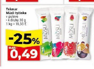 Tekmar Müsli tyčinka v poleve