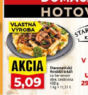 Staromestský Hovädzí tokáň na červenom víne, cestovina
