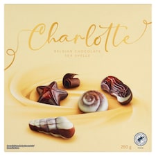 Charlotte Zmes bonbónov z mliečnej, bielej a horkej čokolády s lieskovoorieškovou náplňou 250 g