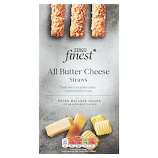 Tesco Finest Tyčinky z lístkového cesta s polotučným tvrdým syrom Gouda 100 g