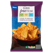 Tesco Free From Kukuričné lupienky s príchuťou cesnaku 200 g
