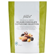 Tesco Finest Zmes jadier mandlí, pekanových orechov a kávových zŕn v belgickej čokoláde 150 g
