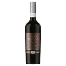 Tesco Finest Nero d'Avola Sicilia červené víno 750 ml