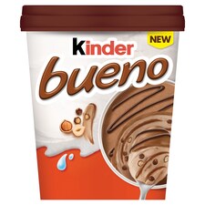 Kinder Bueno Mliečny mrazený krém lieskoorieškový s kúskami sušienok 455 ml