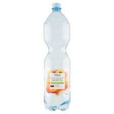 Tesco Nápoj s príchuťou broskyňa perlivý 1,5 l